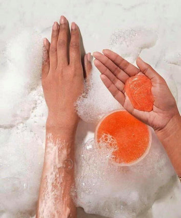 Soap & Glory Call of Fruity Summer Scrubbin Cooling Body